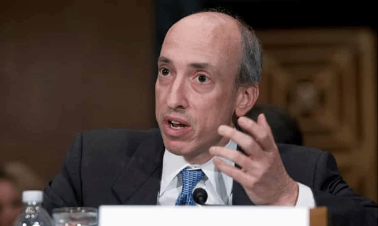 You are currently viewing Gary Gensler Remains Steadfast on Crypto Enforcement Despite Looming Ouster 