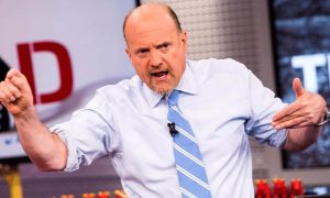 Read more about the article BTC Crash Impending? Jim Cramer Calls Bitcoin a ‘Winner’