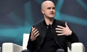 Read more about the article Coinbase’s Brian Armstrong Calls for Boycott of Legal Firms Employing Ex-SEC Officials