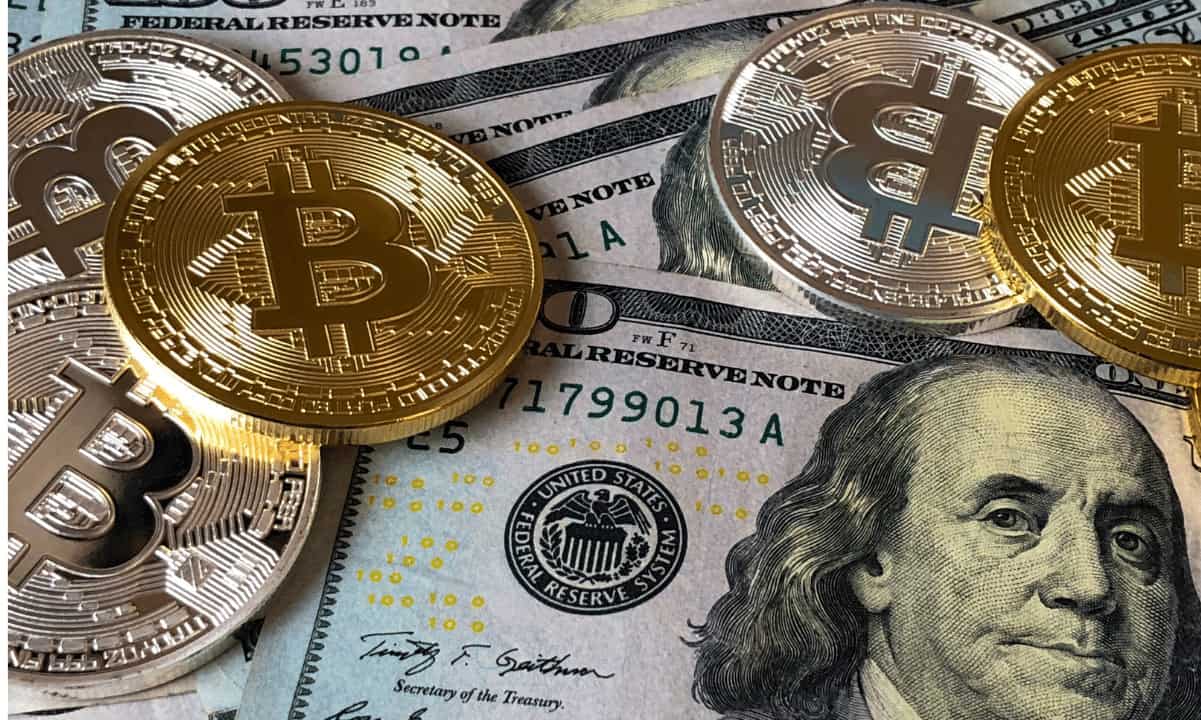 You are currently viewing US Dollar Index Plunges to 3-Year Low as Gold Hits ATH, BTC Tops $87K 