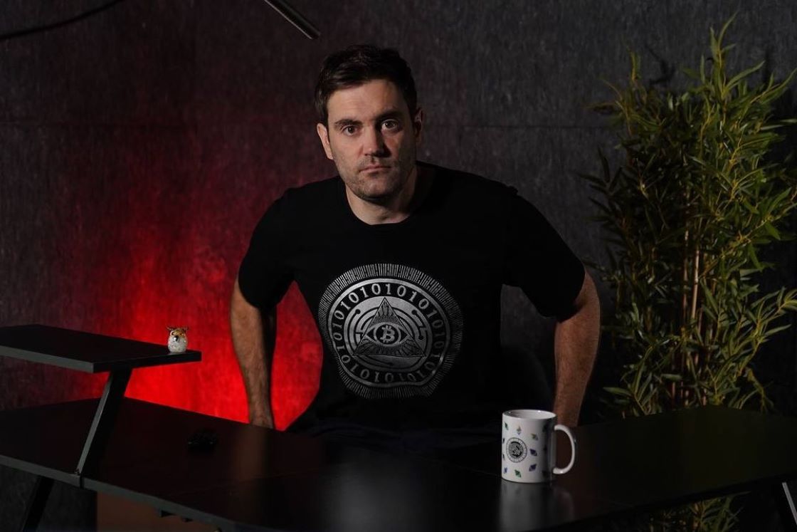 You are currently viewing The Story Behind Guy Turner and Coin Bureau’s Rise