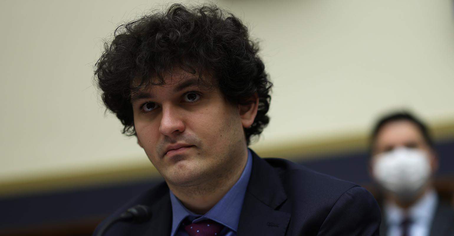 You are currently viewing FTX Founder SBF Moves to Calmer Terminal Island Facility After Notorious Victorville Stint