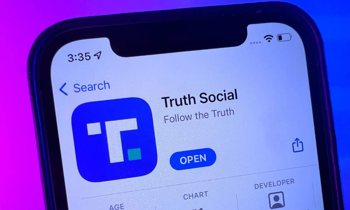 You are currently viewing Trump Media Is Exploring a Utility Token for Its Ecosystem