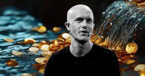 Read more about the article Coinbase CEO urges lawmakers to unlock stablecoin interest for fairer financial access