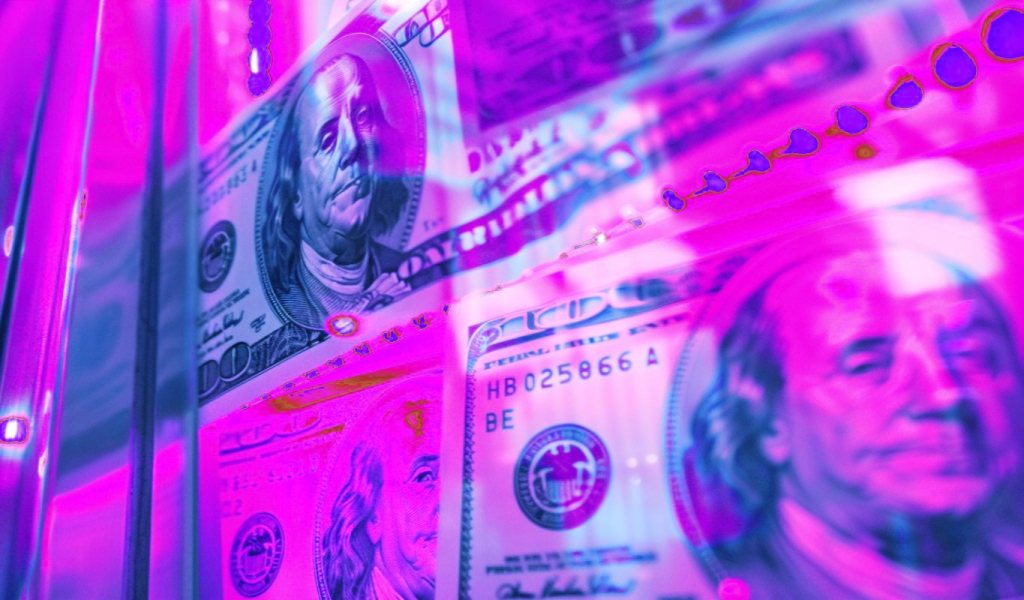 You are currently viewing Wells Fargo To Pay $185,000,000 To Customers in Massive New Settlement – Here’s Who Will Benefit