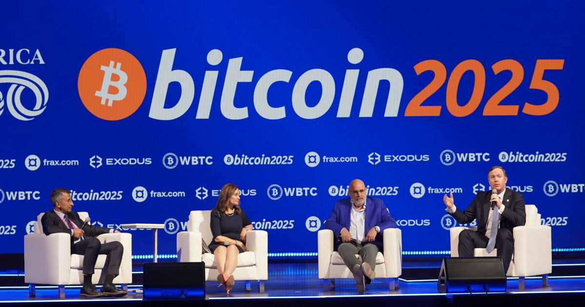 Read more about the article Bitcoin Is Here To Stay, Says Former US Treasurer Rosie Rios