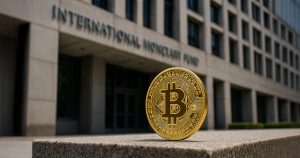 Read more about the article Former IMF chief economist believes crypto is a rising threat to the U.S. Dollar’s dominance