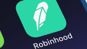 Read more about the article Robinhood Pushes Deeper Into Crypto With Own Blockchain, Tokenized Stock Launch