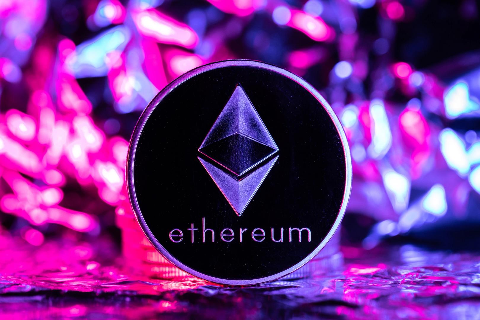 You are currently viewing Why Are There No Big DApps on Ethereum?