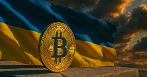 Read more about the article Ukraine opens door to Bitcoin reserves as experts warn of key risks