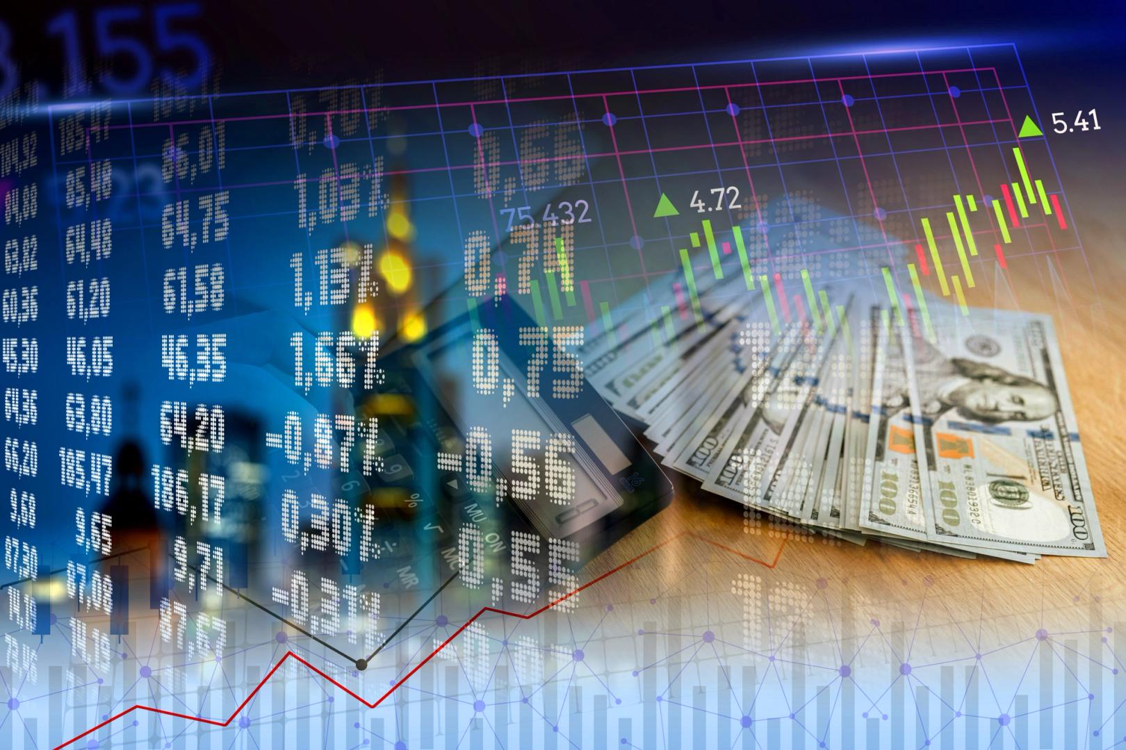 You are currently viewing Spot Bitcoin ETFs See $1B of Inflows as IBIT Becomes Fastest Fund to Hit $80B in Assets