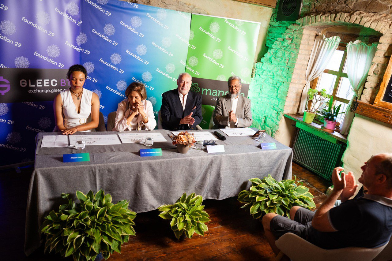 You are currently viewing Aliyyah Koloc, Gleec Ambassador, Launches FOUNDATION 29 to Unite Art, Empathy, and Global Action