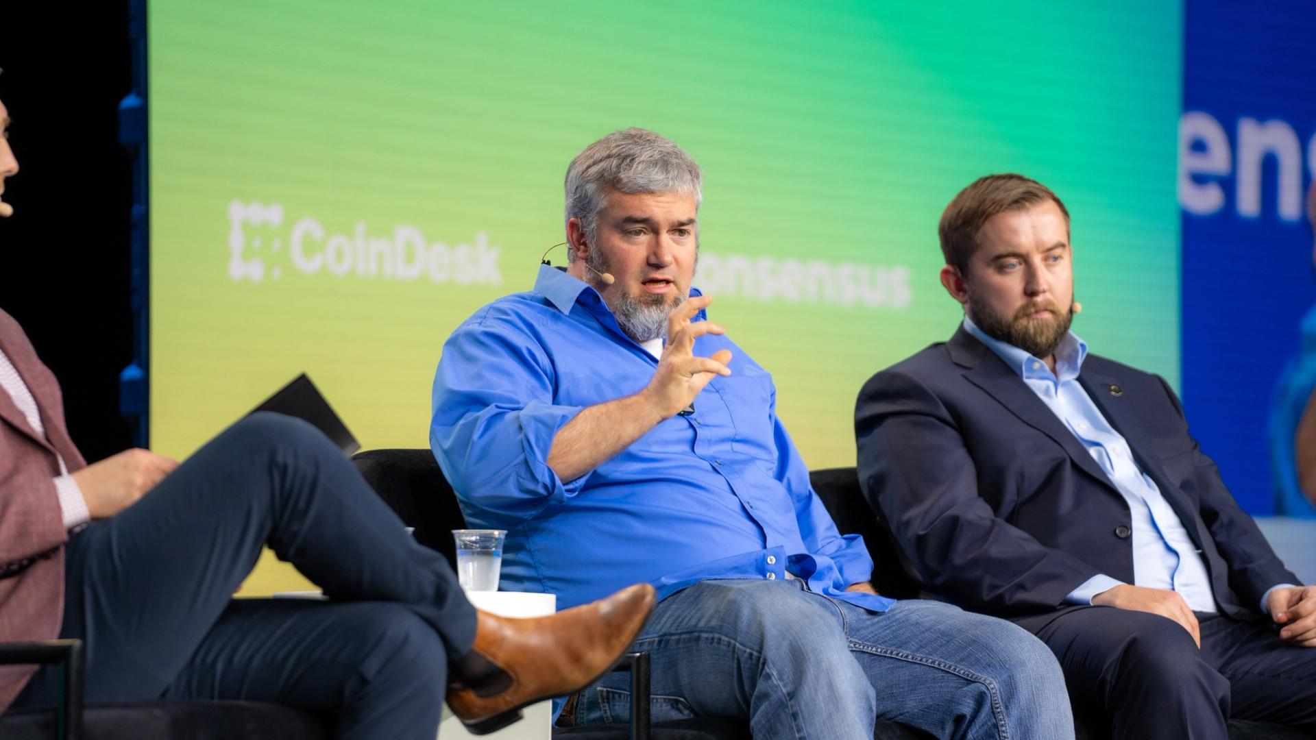 You are currently viewing Solana Staking ETF Opens for Trade, Becoming First Such U.S. Crypto Staking Product