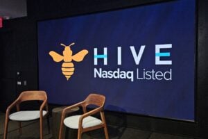 Read more about the article Hive BTC Mining: 4 Years on Nasdaq and the Importance of Green Energy