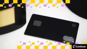 Read more about the article Revolut Weighs $75B Dual Listing in London and New York: Sunday Times