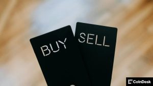 Read more about the article IBIT’s Options Market Fuels Bitcoin ETF Dominance, Report Suggests