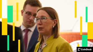 Read more about the article SEC Willing to Engage with Tokenized Asset Issuers, SEC’s Hester Peirce Says