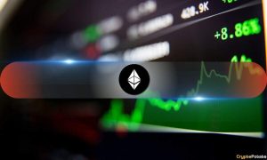 Read more about the article Ethereum Joins $1.9B Crypto Surge, Bitcoin Bags $977M as Investors Pile Back In