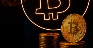 Read more about the article Bitcoin Price Surges to $124,000 As ETFs Surge and Investors Eye Dollar Weakness