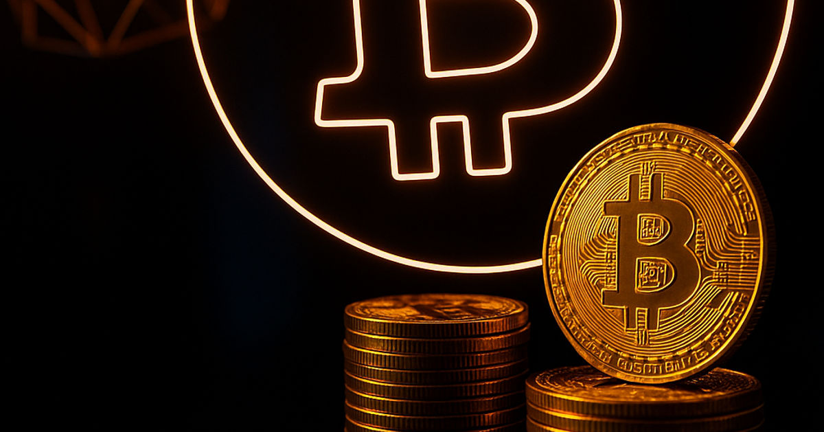 You are currently viewing Bitcoin Price Surges to $124,000 As ETFs Surge and Investors Eye Dollar Weakness