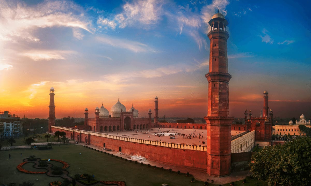 You are currently viewing Pakistan Partners With World Liberty Financial to Pilot USD1 Stablecoin for Cross-Border Payments