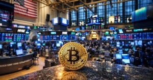 Read more about the article Bitcoin ETF fatigue is real, ignoring noise, these are the 10 days that mattered in 2025