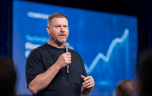 Read more about the article RWA rails are advancing faster than real user reach, Aurum CEO says after Satoshi Roundtable